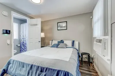 Photo 2 - Boutique Studio in Olde Town | Walk to Light Rail
