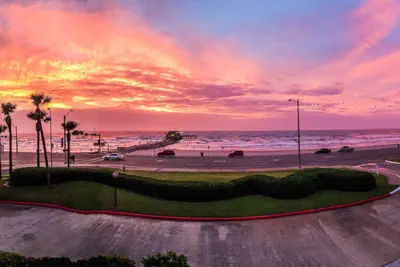 Photo 5 - Casa Del Mar 201 | Galveston | Beachfront view | Pool