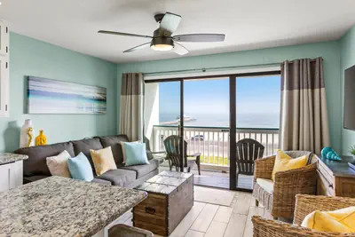 Photo 2 - Serendipity Sunrise (Casa Del Mar #351)