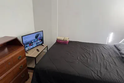 Photo 5 - Private house with 4 bedrooms 2 bathrooms, NYC direct bus 1 block away, MetLife Stadium FIFA World Cup 30 minutes away