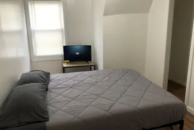 Photo 5 - Private apartment with 3 bedrooms and 1 bathroom near Newark International Airport EWR and New York City, MetLife Stadium FIFA World Cup 20 minutes away