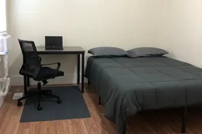 Photo 4 - Spacious and private apartment with 3 bedrooms and 1 bathroom near Newark International Airport EWR and New York City, MetLife Stadium FIFA World Cup 20 minutes away