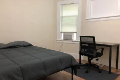 Photo 3 - Spacious and private apartment with 3 bedrooms and 1 bathroom near Newark International Airport EWR and New York City, MetLife Stadium FIFA World Cup 20 minutes away