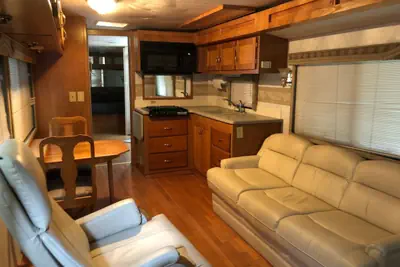 Photo 3 - Private 1-bedroom RV, direct bus to NYC Manhattan only 2 blocks away, MetLife Stadium FIFA World Cup 25 minutes away