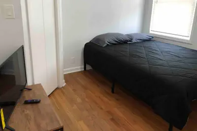 Photo 2 - Private 2 bedroom and 1 bathroom house in a quiet area and convenient to NYC bus and train, MetLife Stadium FIFA World Cup 35 minutes away