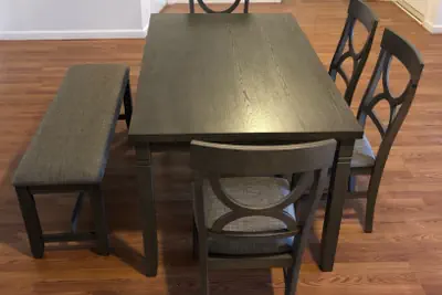 Photo 4 - Large apartment, sleeps up to 10 people comfortably, direct NYC Manhattan train only 5 minute walk away, MetLife Stadium FIFA World Cup 25 minutes away