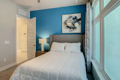Photo 4 - Luxury Resort Style Condo Near Disney-101