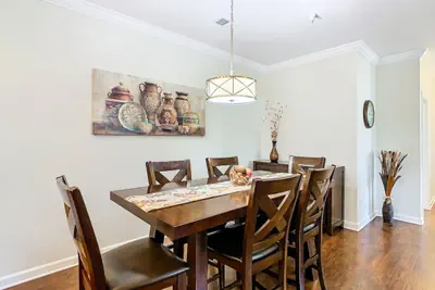Photo 5 - Stylish 3BR Near Disney