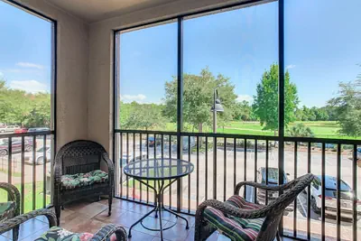 Photo 4 - Stylish 3BR Near Disney