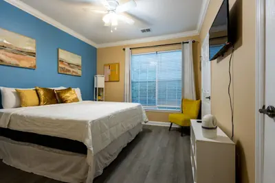 Photo 4 - Cozy 2BR Escape Near Disney