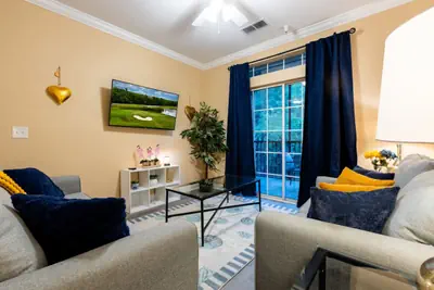 Photo 2 - Cozy 2BR Escape Near Disney
