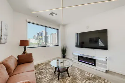 Photo 3 - Rainbow Road Loft