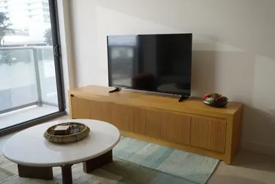 Photo 2 - Stylish & Minimal 1BR in Downtown Miami