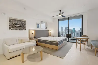 Photo 3 - Stylish Downtown Miami Studio | Bay Views & Prime Location