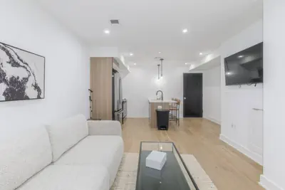 Photo 4 - 3-Min Walk to Metro! Capitol Hill Apartment