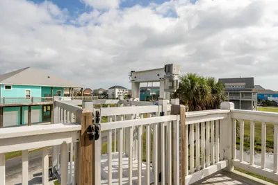 Photo 5 - Golf Cart Rental, Playscape, Close to beach