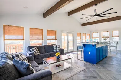 Photo 3 - Unit C of Crystal Beach's Premier Triplex 2Bd/1Bth