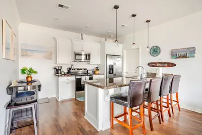 Photo 3 - Sarenity - 3Bd/2Bth, 8 Guests, Pet Friendly