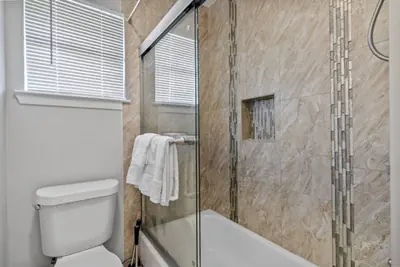 Photo 5 - Stylish 3-Bedroom Austin Home in a Seriously Convenient Location