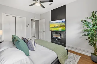 Photo 4 - Stylish 3-Bedroom Austin Home in a Seriously Convenient Location