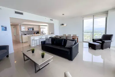 Photo 5 - Exclusive 3 bedrooms apartment w/Amazing View