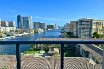 Photo 5 - Beautiful two bedroom apartment with Nice View