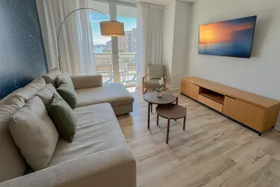 Photo 2 - 08A Amazing One Bedroom Apartment Nice Location