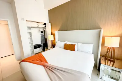 Photo 2 - Incredible One Bedroom Apartment Ocean Front