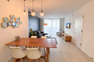 Photo 4 - Chic Apartment Close to the Sea