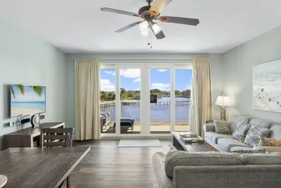Photo 5 - Low Floor 3BD + Bunks Family Resort! 5 Pools! Free Beach Chairs