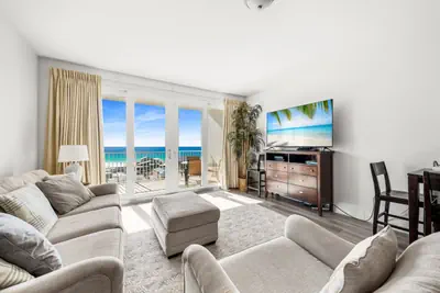 Photo 2 - Amazing Beach Ocean View Condo! Free Beach Chair & Umbrella Service!