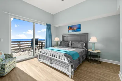 Photo 2 - Tidewater Resort! Ground Floor! Free Beach Chairs