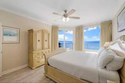Photo 5 - Gulf-Front Corner Unit | Stunning Coastline Views!