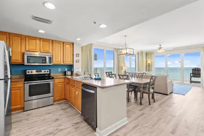 Photo 4 - Gulf-Front Corner Unit | Stunning Coastline Views!