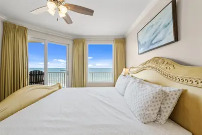 Photo 2 - Gulf-Front Corner Unit | Stunning Coastline Views!