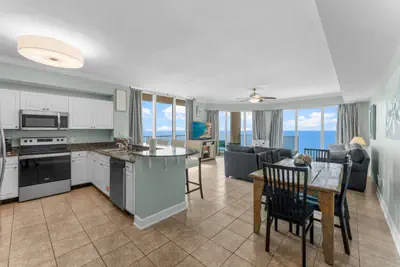 Photo 4 - Stunning 3BR/3BA Beachfront Condo! Sleeps 10