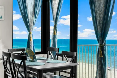 Photo 5 - Stunning Beachfront 1BD Condo w/ Free Beach Chair Service