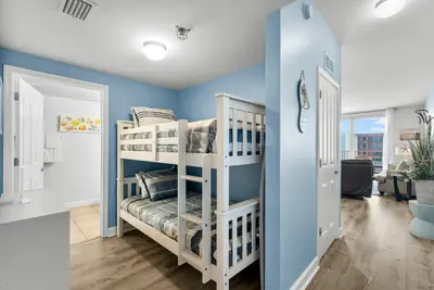 Photo 5 - Stylish Beachfront Resort Condo! with Amazing Amenities