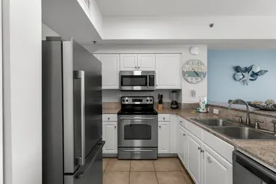 Photo 4 - Stylish Beachfront Resort Condo! with Amazing Amenities