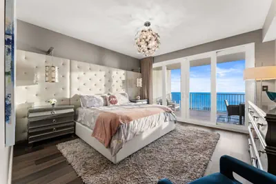 Photo 2 - Luxe Glam 3BD Retreat! Gulf View Family Resort!
