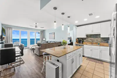 Photo 3 - 3 BD Gulf View Condo • Pools, Hot Tubs & Beach Access
