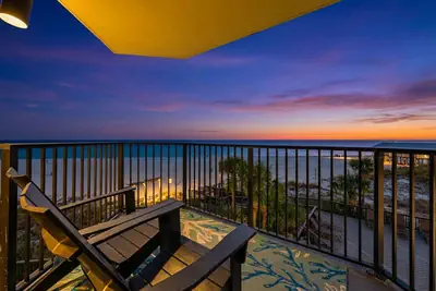 Photo 3 - Amazing Gulf Views! Resort Pools • Beach Chairs Service
