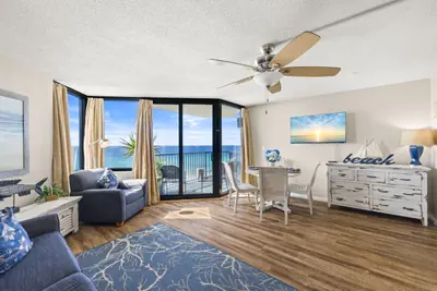 Photo 2 - Beachfront! Balcony Views + Pools + Beach Access