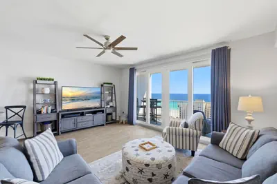 Photo 3 - Resort Condo w/ Gulf Views, 5 Pools & Hot Tubs