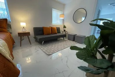 Photo 2 - A Cozy & Spacious Studio w/parking great location