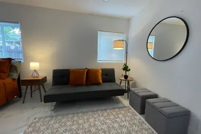 Photo 3 - A Cozy & Spacious Studio w/parking great location
