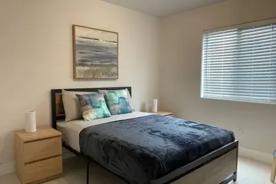 Photo 3 - Lovely 2/1 apt on great location with parking