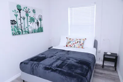 Photo 2 - Cozy Studio w/ parking & private patio w/ BBQ