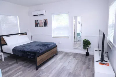 Photo 3 - Charming Studio w/ parking & private patio w/ BBQ