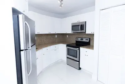 Photo 5 - Brand new & modern 2bed/1 bat apt w/ parking